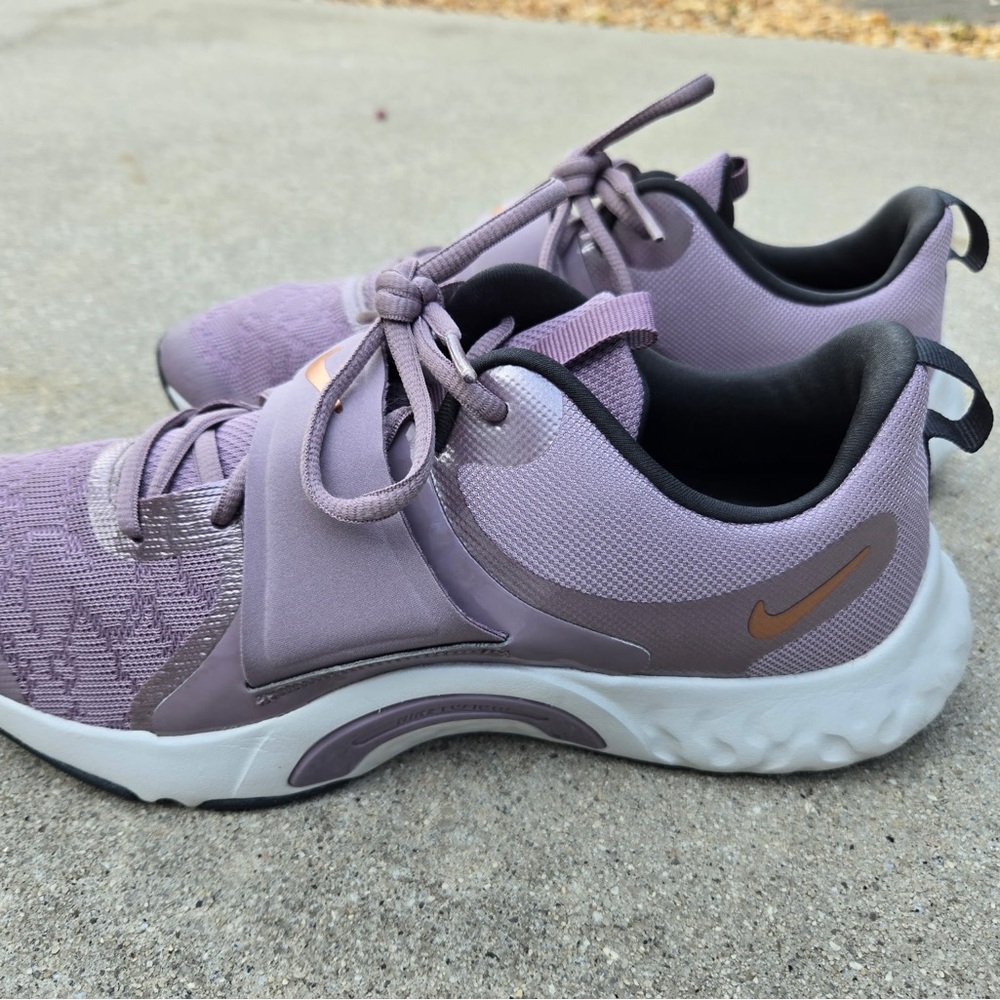 Nike Women's Lavender and Black Sneakers
